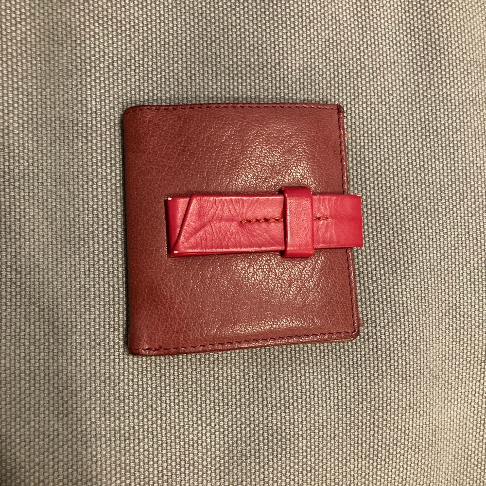 [COOPERATIVE FOR URBAN OUTFITTERS] Compact Wallet